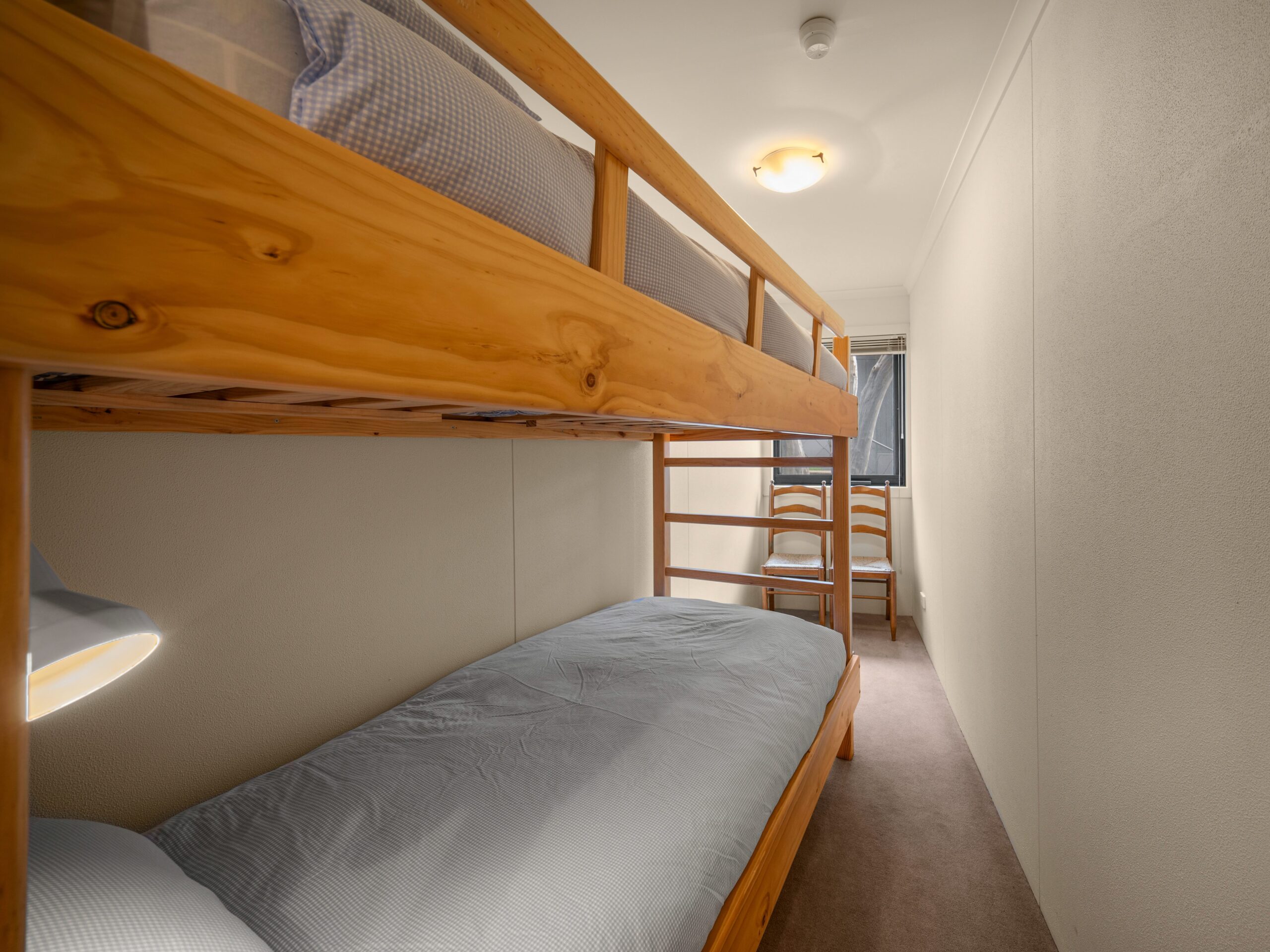 11_Chalet 702