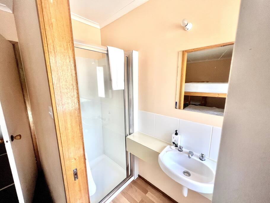 Ensuite